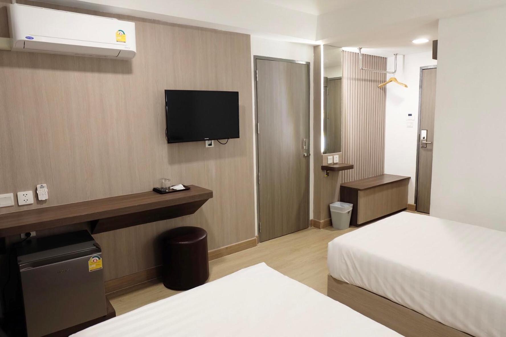 U-Thong Hotel Phitsanulok Bagian luar foto